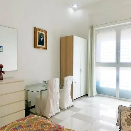Modern White Near M1 Pasteur
