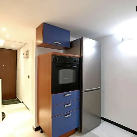Guest house Modern White Near M1 Pasteur Milan